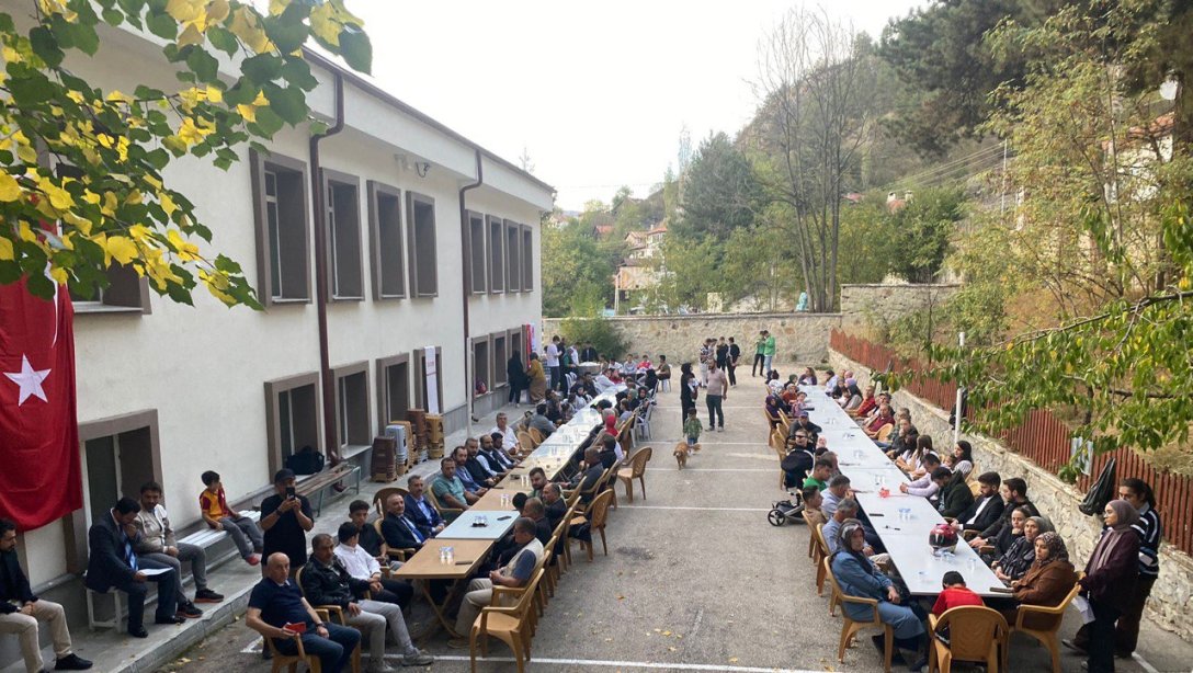 Mudurnu Anadolu İmam Hatip Lisesi  1.Pilav Gününü Gerçekleştirdi.