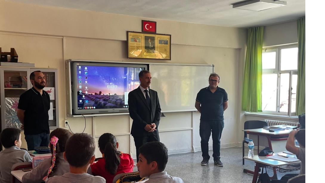 İlçe Milli Eğitim Müdürümüz Lokman Subaşı Abdurrahim Tırsi İmam Hatip Ortaokulu Öğrencileriyle Bir Araya Geldi